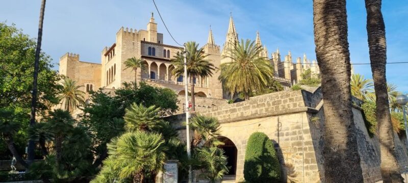 History, Architecture and Legends of Palma de Mallorca - Key Points
