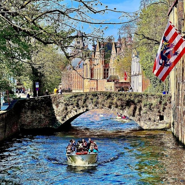 History & Mystery in Medieval Bruges Private Tour - Exploring Bruges: An In-Depth Review of the "History & Mystery in Medieval Bruges Private Tour"