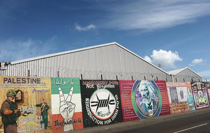 History of Belfast conflict and terror 1 hour black taxi tour - An In-Depth Look at the Belfast Black Taxi Tour
