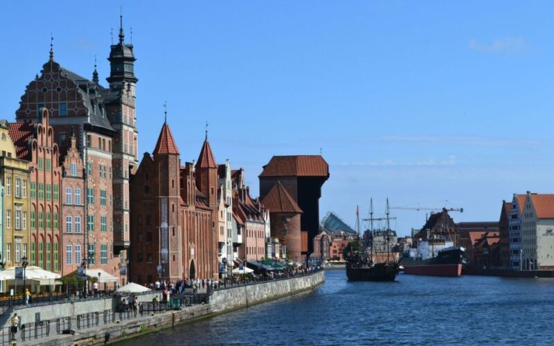 History of Gdansk Tour by Kayak on the Motawa River - Key Points