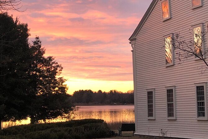 History Scavenger Hunt at Smith's Castle 17th Century Plantation - Key Points
