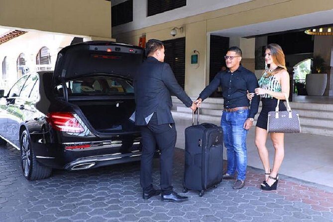 Ho Chi Minh Airport Arrival Or Departure By Private Car Transfers - Detailed Review of Ho Chi Minh Airport Private Car Transfers