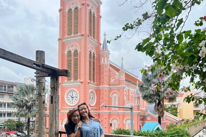 Ho Chi Minh City Sightseeing Panoramic Cyclo Private Tour - What to Expect from the Transportation