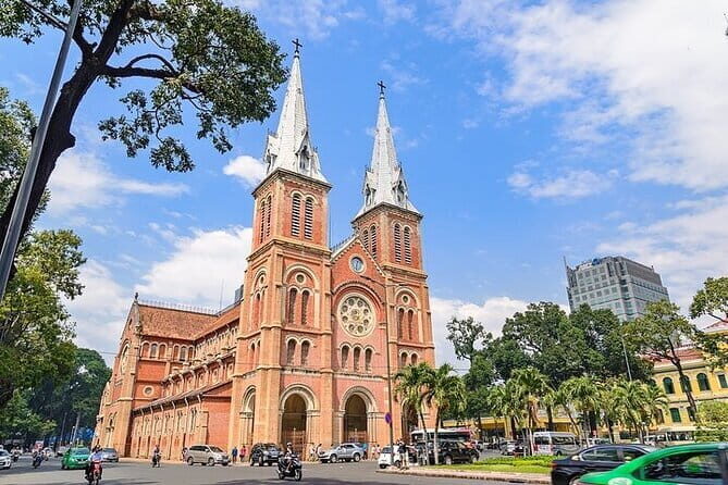 Ho Chi Minh City Tour by Motorbike Morning or Afternoon - A Dynamic Ride Through Ho Chi Minh City: Motorbike Tour Review