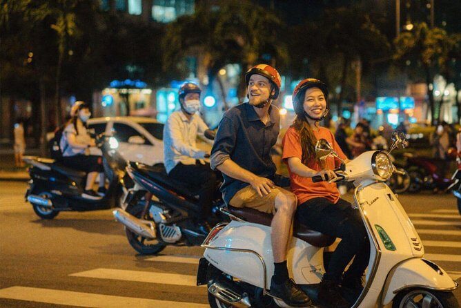 Ho Chi Minh Nightlife by scooter - Key Points