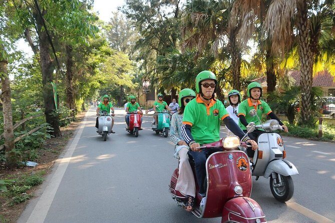 Ho Chi Minh Vespa City Tour 4,5 hours - Exploring Ho Chi Minh City on a Vespa: A Review of the 4.5-Hour Adventure