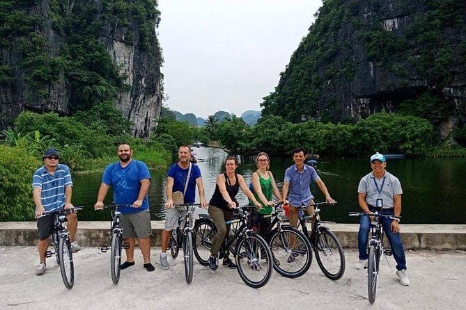 Hoa Lu - Tam Coc boat Trip and Mua Cave - FAQs