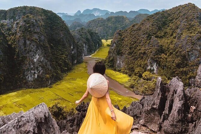 Hoa Lu - Tam Coc - Mua Cave Small Group -Buffet Lunch - Limousine - Practical Tips for Travelers