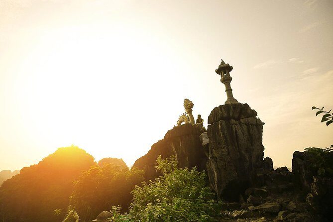 Hoa Lu, Tam Coc, Mua Cave With Amazing View- All Inclusive - FAQs