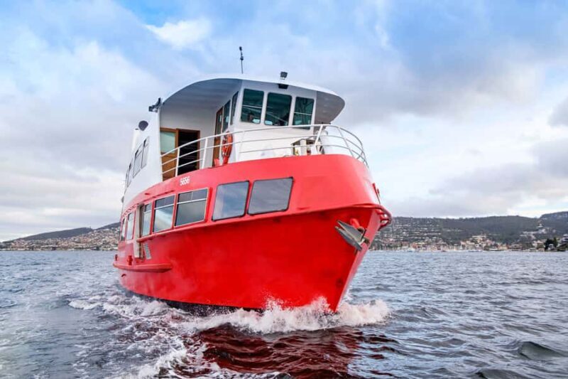 Hobart: Historic Lunch Cruise - Authenticity and Unique Touches