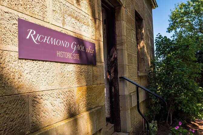 Hobart Hop-On Hop-Off Bus & Richmond Village Tour - A Detailed Look at the Tour Experience