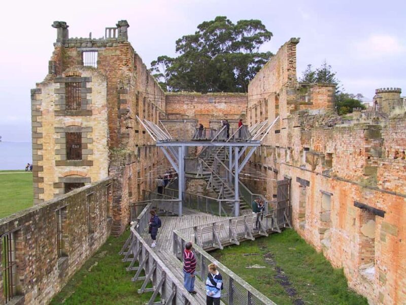 Hobart: Port Arthur & Tasman Park Full-Day Trip with Cruise - Discovering Port Arthur: A Deep Dive into Australia’s Penal Past
