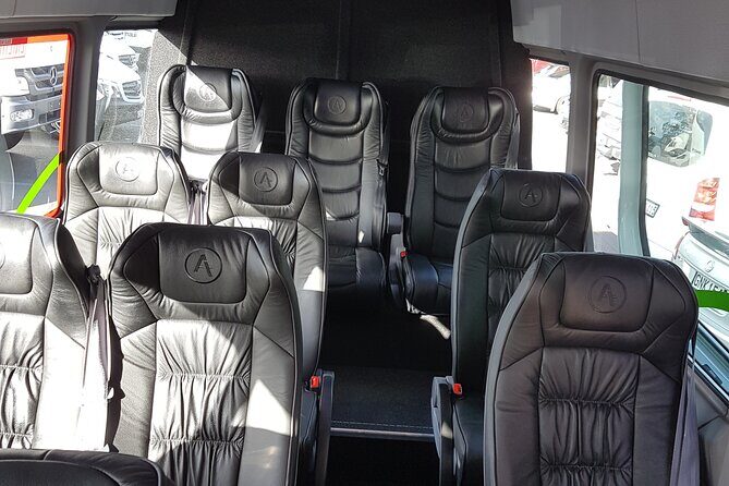 Hobbiton Afternoon Tour in Luxury Minibus from Auckland - Key Points