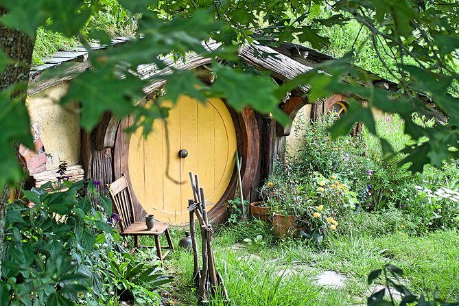 Hobbiton Lord Of Rings Movie Set tour Private Driver - Introduction