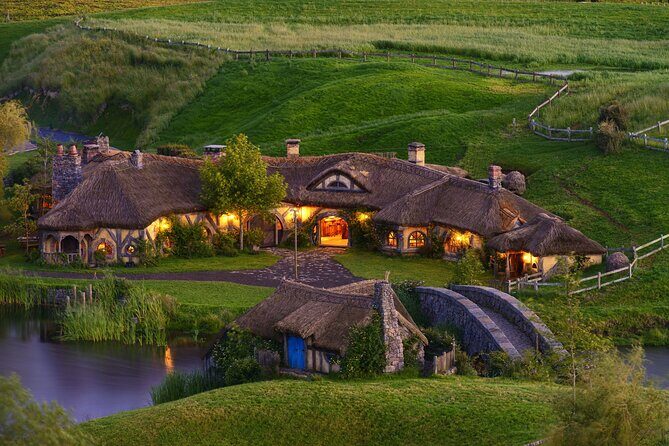 Hobbiton Movie Set and Hamilton Gardens Small Group-from Auckland - FAQ
