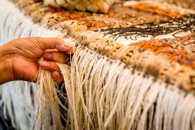 Hobbiton & Rotorua Small Group Tour including Te Puia from Auckland - Practical Tips for Travelers