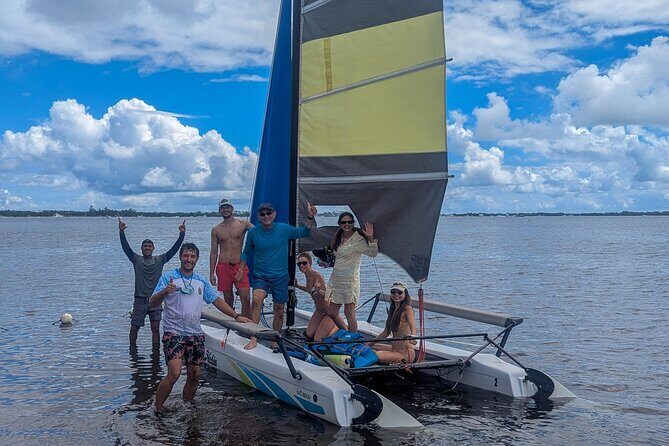 Hobie Cat Getaway 16' Rental at Hobie Beach - Practical Tips for Your Sailing Day