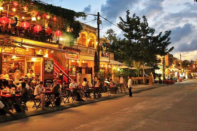 Hoi An Ancient Town Walking Tour Half Day - A Closer Look at the Key Sites