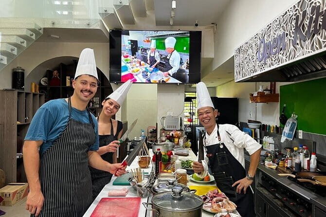 Hoi An Authentic Cooking Class with Pro Chef in Small group - Key Points