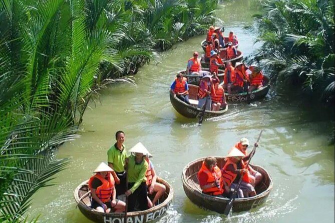 Hoi An Da Nang cheap tourist car - What to Expect from the Da Nang-Hoi An Cheap Tourist Car Service
