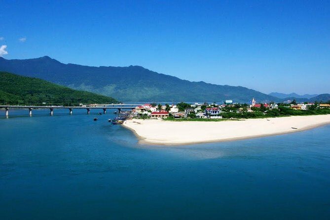 Hoi An (Da Nang) to Hue transfer scenic route over the Hai Van Pass - The Scenic Journey from Hoi An to Hue: A Detailed Look