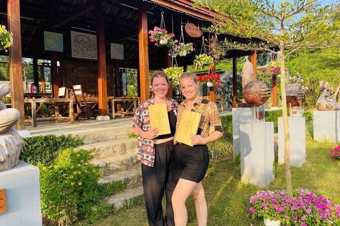 Hoi An Experience 3 Hours Wood Carving Class with Local Artist - Key Points