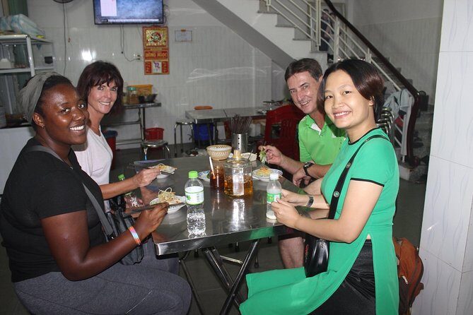 Hoi An Food Trail by Night with Boat Trip - Authentic Experiences Highlighted by Reviews