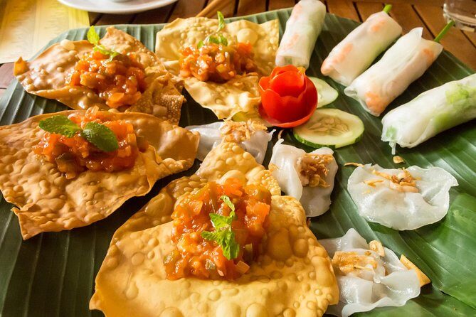 Hoi An Night Market - Ancient Town street food tours by Night - A Closer Look at the Night Market Food Tour