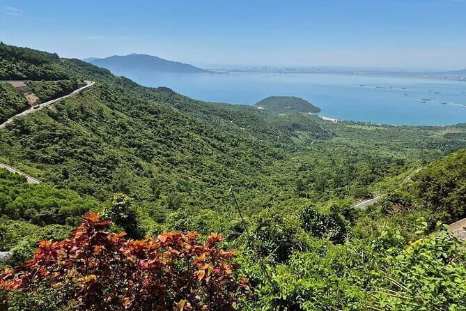 Hoi An to Hue or Hue to Hoi An with some Stop:Hai Van Pass,Lang Co Bay & Lagoon - The Journey from Hoi An or Da Nang to Hue: An In-Depth Look