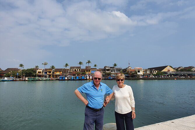 Hoi An town private walking tour with boat trip - FAQ