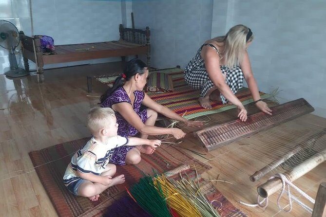 Hoi an Tra Que vegetable village & cooking class - What the Reviews Say