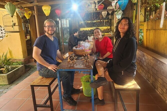 Hoi An Village Experience Tour & Lantern Making Class - Key Points