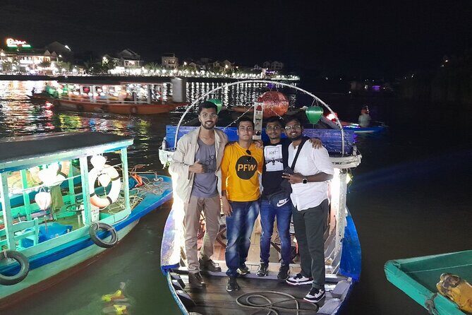 HoiAn Small Boat By Night on Bach Dang River - FAQ