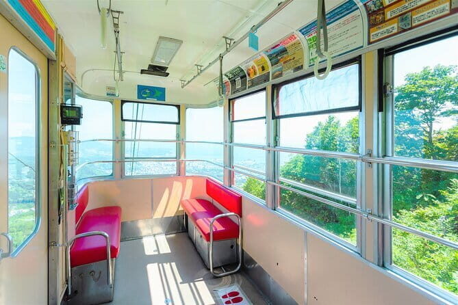 Hokkaido Otaru Aquarium, Ropeway, Cinematic Bus Tour from Sapporo - An In-Depth Look at the Tour