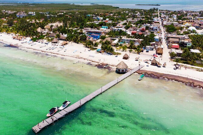 Holbox Island Discovery Tour From Riviera Maya - Starting the Journey: Chiquila and the Drive to Holbox