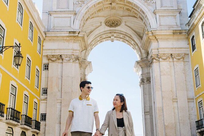 Holiday Photoshoot in Lisbon - Who Would Love This Tour?