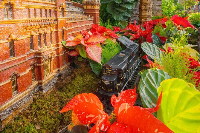 Holiday Train Show All-Garden Pass - What Is the Holiday Train Show All-Garden Pass?