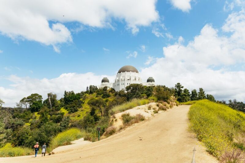 Hollywood Sign Hiking Tour to Griffith Observatory - An In-Depth Look at the Hollywood Sign Hiking Tour