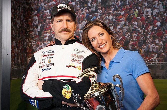 Hollywood Wax Museum Admission Ticket in Pigeon Forge - Analyzing the Value and Price