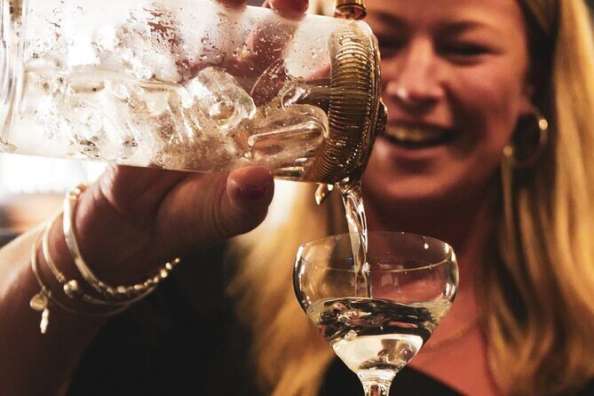 Holyrood Distillery Gin Tasting Experience - A Detailed Look at the Holyrood Distillery Gin Tasting Experience