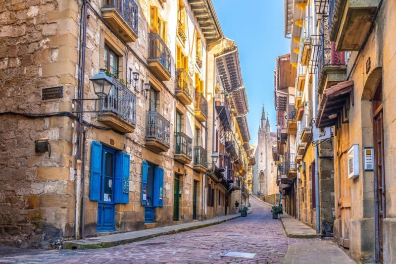 Hondarribia: City Highlights Guided Walking Tour - Key Points