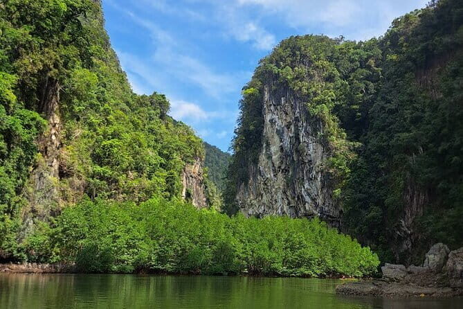 Hong by Starlight with Canoe - An In-Depth Look at the Hong by Starlight with Canoe Tour