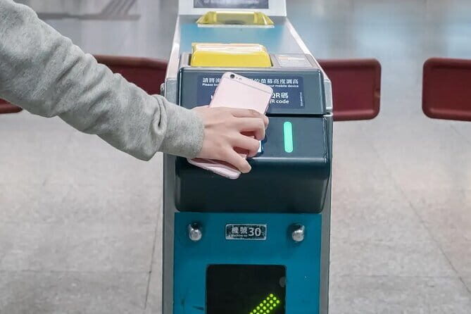 Hong Kong Airport Express Tickets - Tsing Yi Station (One Way) - An Honest Look at the Hong Kong Airport Express Ticket