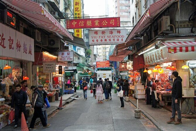 Hong Kong Street Art Tour with a Local: 100% Personalized & Private - Key Points