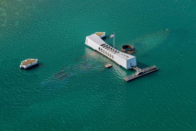 Honolulu: Blue Skies of Oahu Helicopter Tour - An In-Depth Look at the Experience