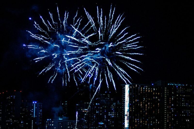 Honolulu: Friday Night Fireworks Cruise with Music - FAQ