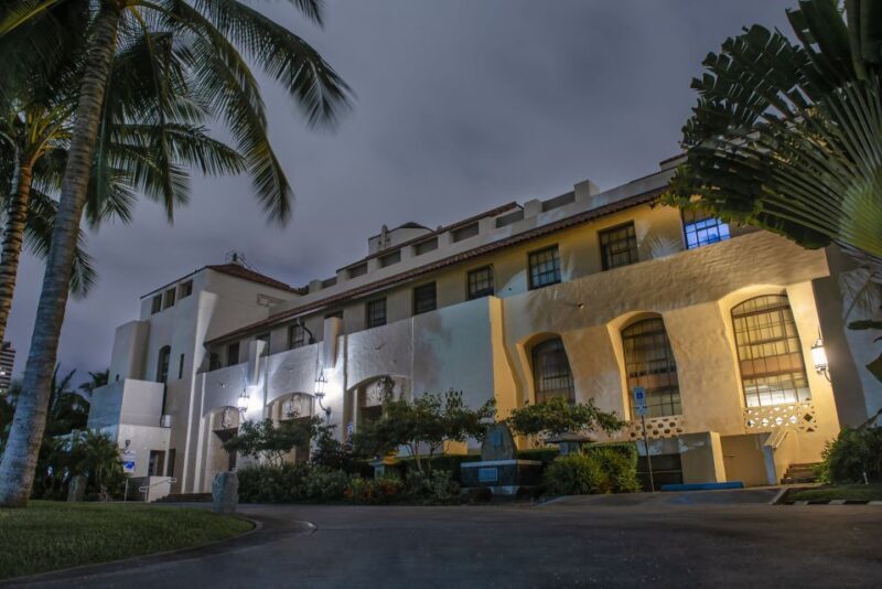 Honolulu Haunts: Ghosts and Spirits Walking Tour - Who Will Love This Tour?