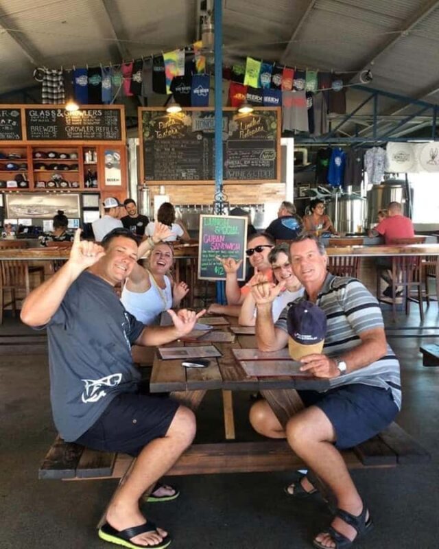 Honolulu: Kaka'ako Bar Tour by 15-Passenger Bike - Discovering Kakaako on Two Wheels