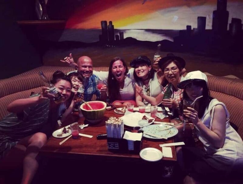 Honolulu: Kaka'ako Bar Tour by 15-Passenger Bike - Practical Details and Value