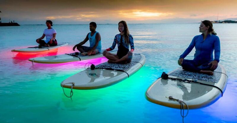 Honolulu: Night SUP Yoga Class - The Experience in Detail